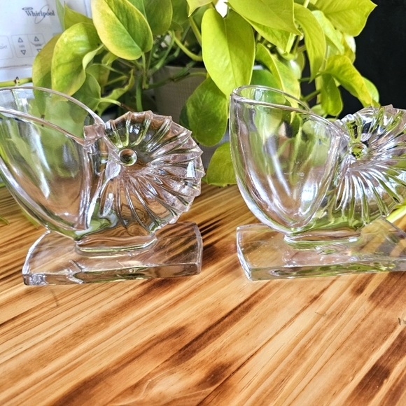 1940's Martinsville glass NAUTILUS conch bookend vases - Picture 3 of 7